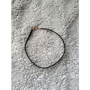 Black choker