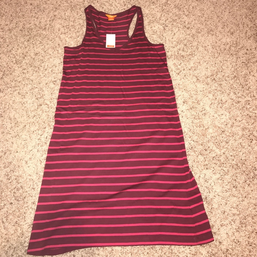 Cute burgundy dress