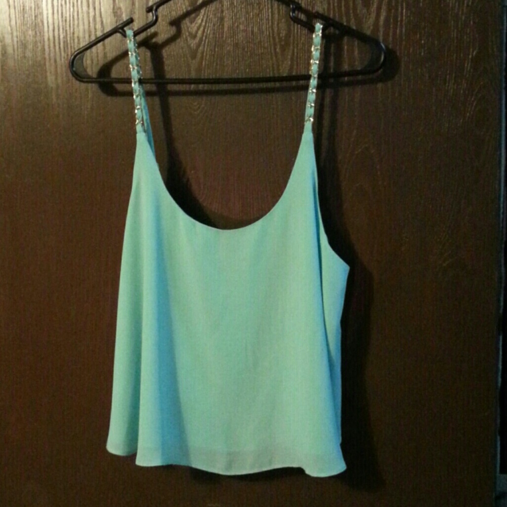 Nicki Minaj tank