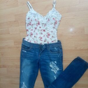 Floral bodysuit, summer ready!