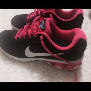 NIKE FITSOLE REAX