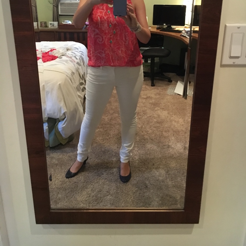 Gap always skinny cream white cords. 29/8