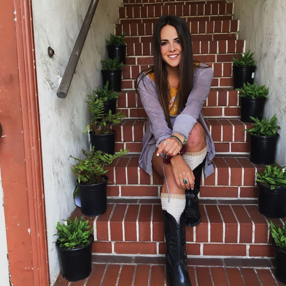 Meet your Posher, Sierra