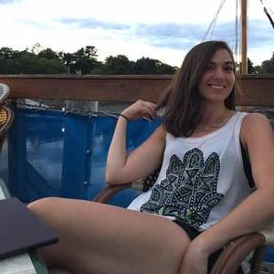 Meet your Posher, Lisa