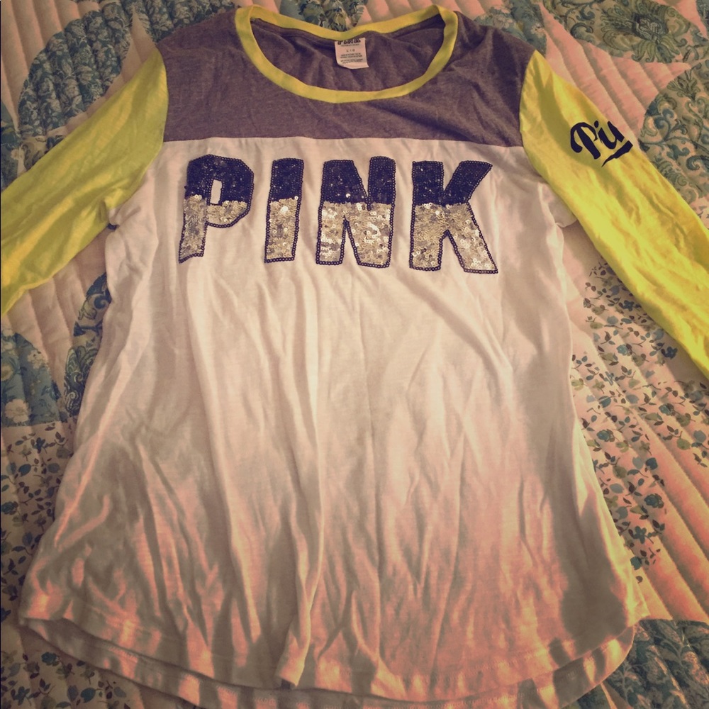VS PINK Tee