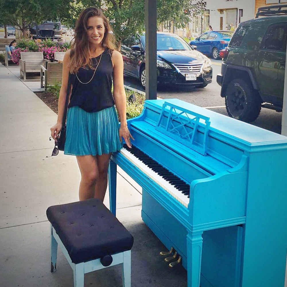 Meet your Posher, Selin