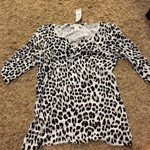 Cheetah print 3/4 sleeve top