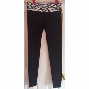 PINK Reversible Waist Band Workout Leggings
