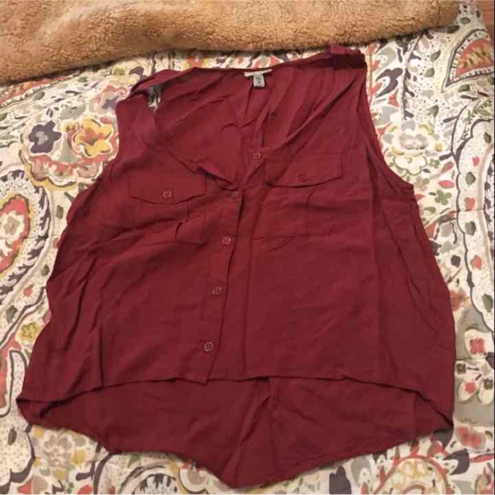 Red crop top