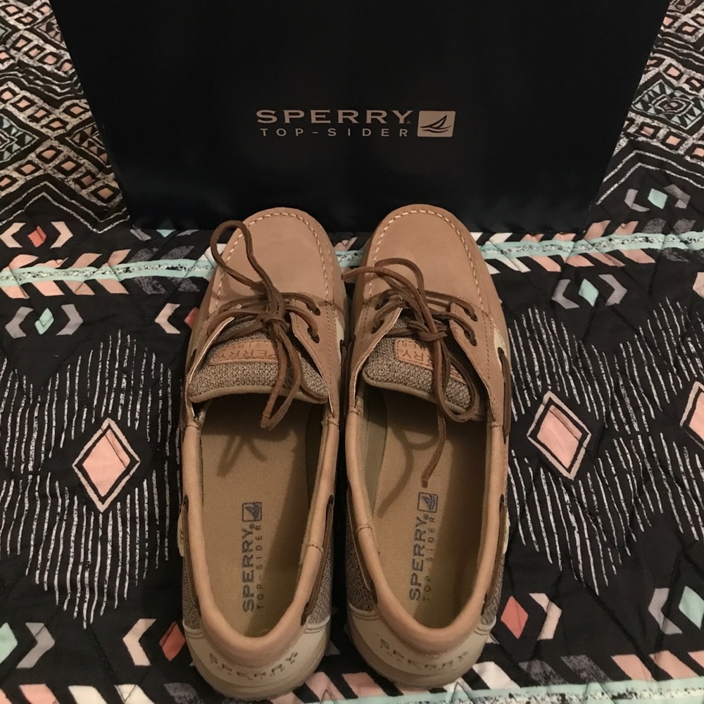 ➡️Brand-new Sperry shoes ⬅️