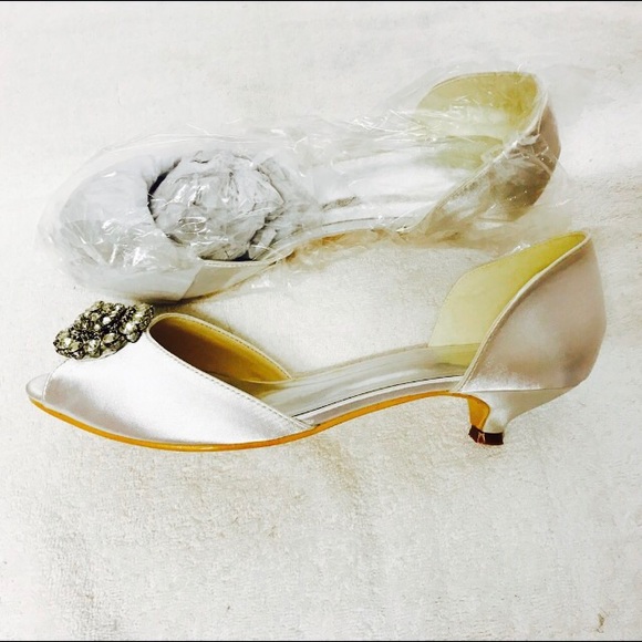 Shoes - Flats