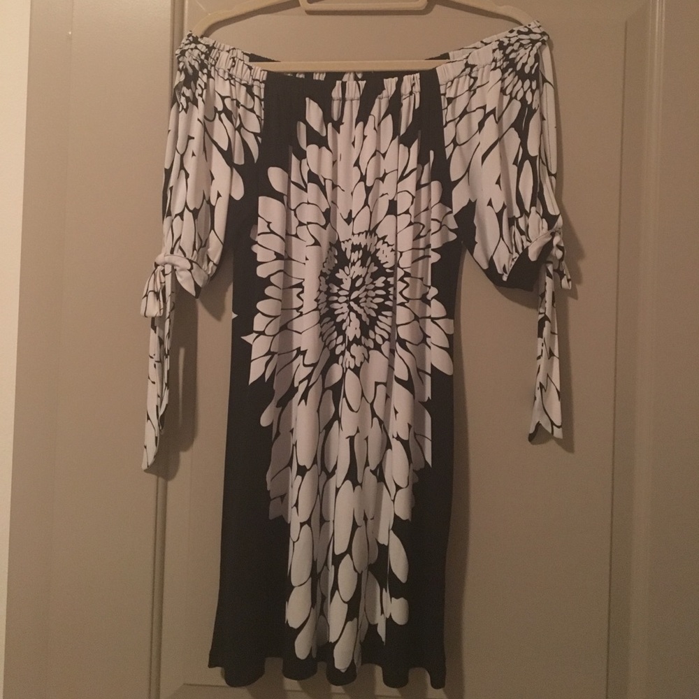 Veronica M Floral Dress