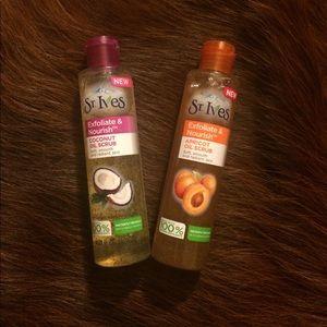 St. Ives Facial Scrub