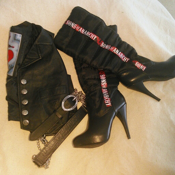 Sons of Anarchy boots. Make sure available. - Picture 1 of 6
