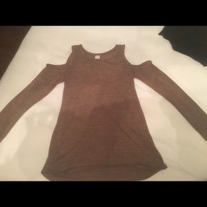 Shoulder Cut-Out Sweater Shirt