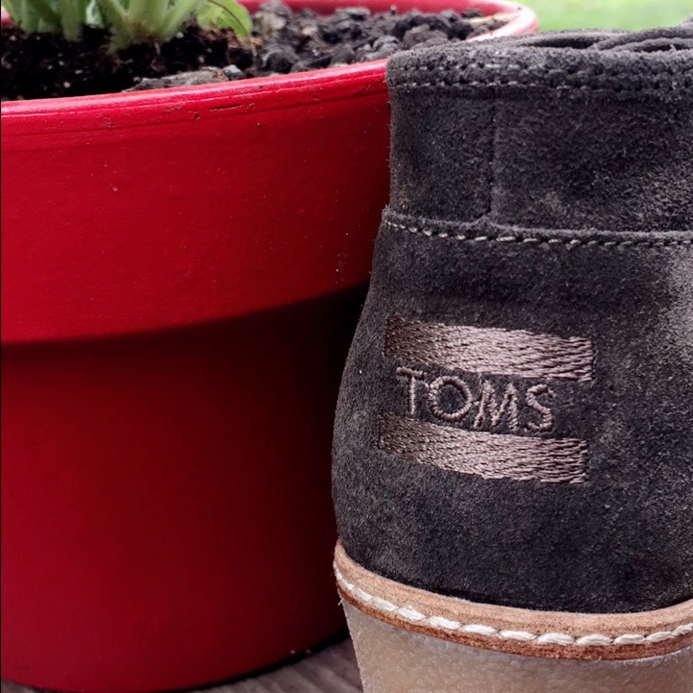 Toms wedges