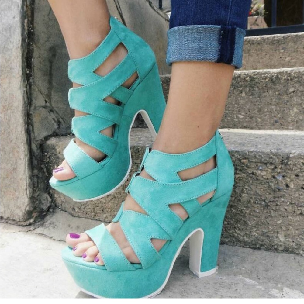 Uniques hand made shoes!!