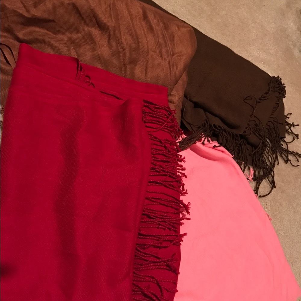4 CHTE PASHMINAS
