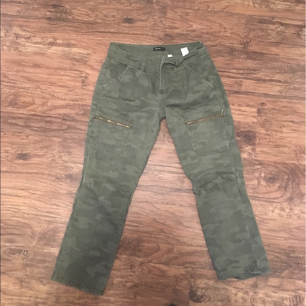 Olive camo crop Cargo pant