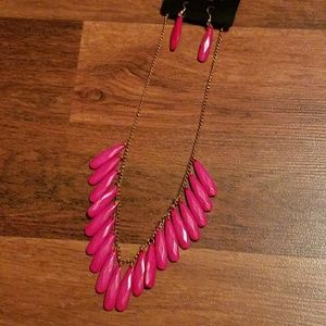 Pink Dangle Stone Set
