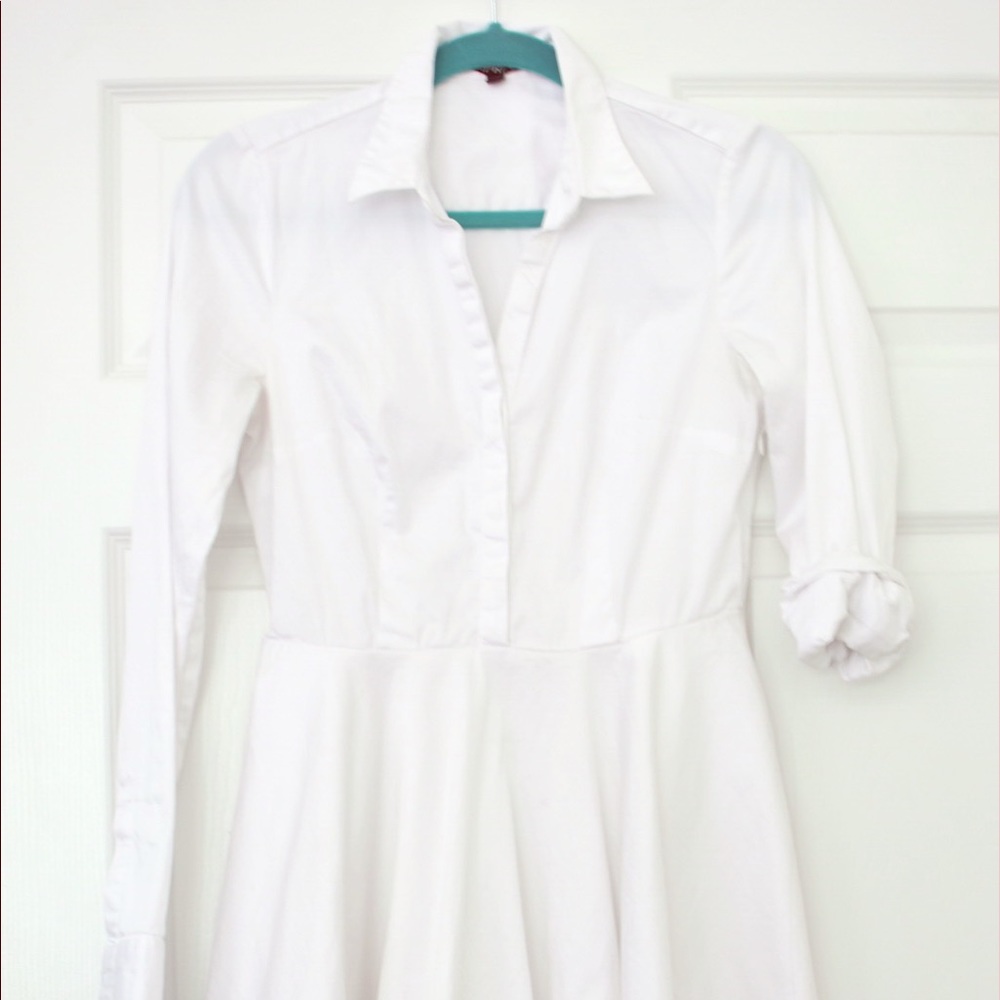 ☀️ White half sleeve dress ☀️