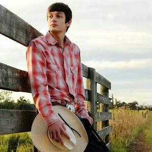 Meet your Posher, Garrett