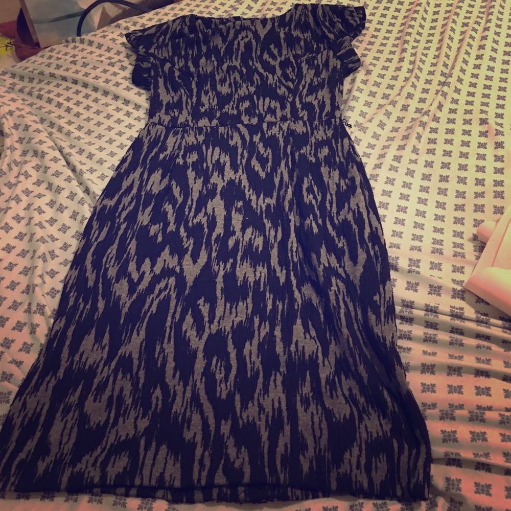 Black and grey dress