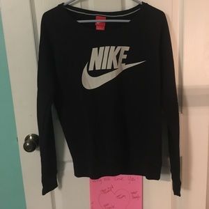 nike sweat shirt