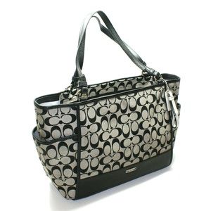 Authentic Coach Signature Carrie Tote