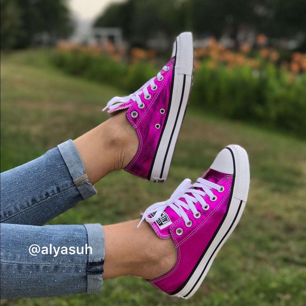 NWT Converse Ctas OX Magenta Glow WMNS AUTHENTIC - Picture 2 of 8