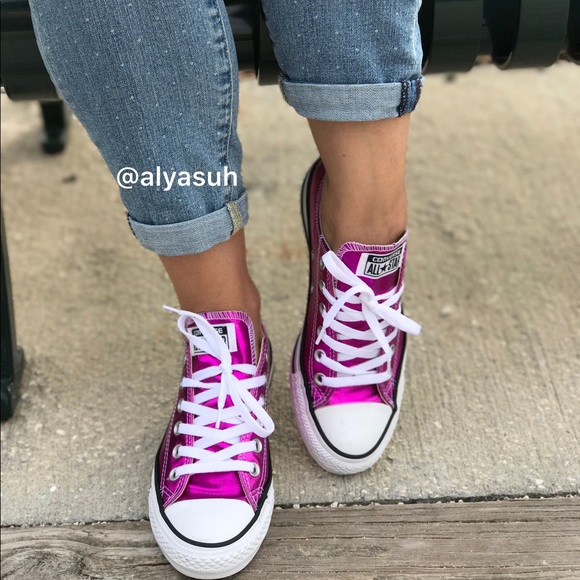NWT Converse Ctas OX Magenta Glow WMNS AUTHENTIC - Picture 3 of 8