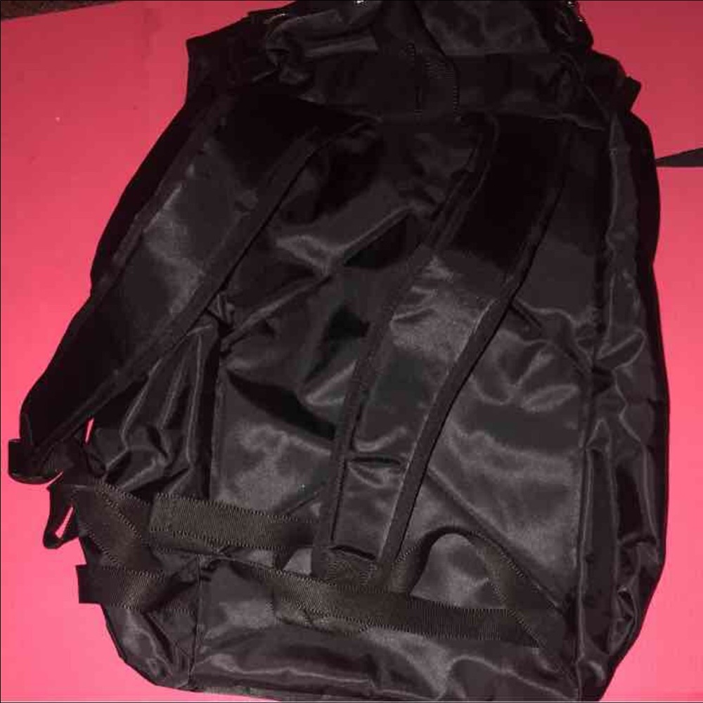 Package - Picture 2 of 3