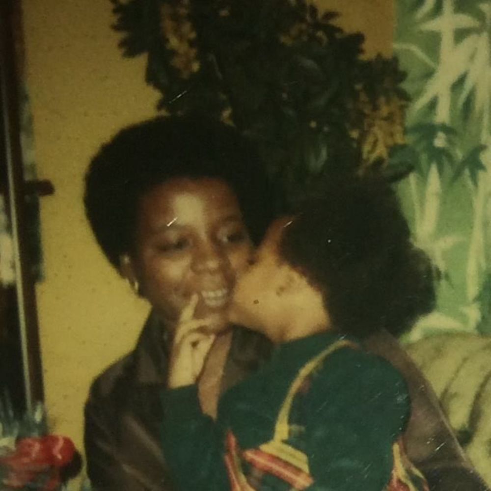 Meet your Posher, Naeemah