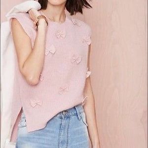 JOA hi-lo sweater vest in pink with bows
