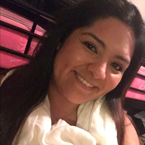 Meet your Posher, Aundriea - Picture 1 of 1