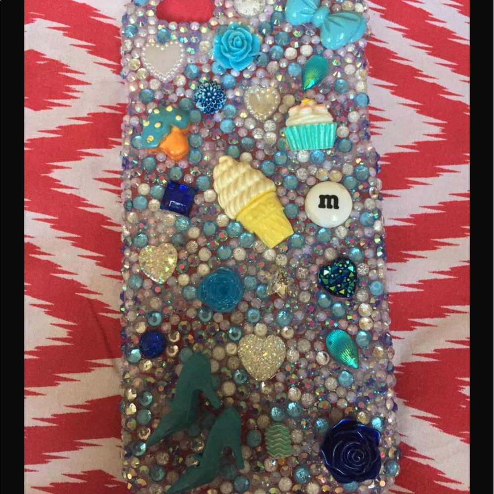 iPhone 6/s Plus Blue Diamond Bling Cabochon Case