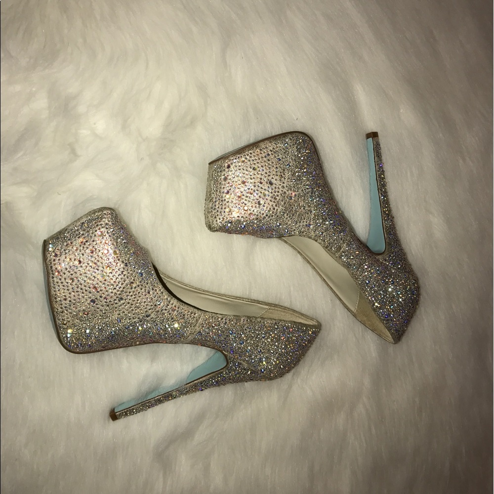 Betsey Johnson champagne crystal heels