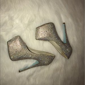 Betsey Johnson champagne crystal heels