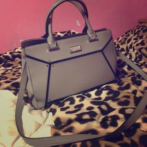 Medium sized Shoulder Bag Purse *Great Condition *