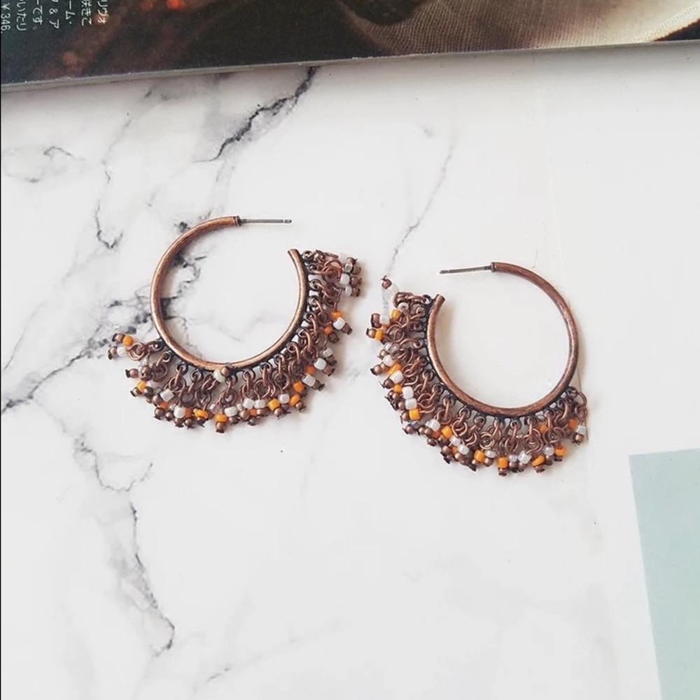 Beats circle earring