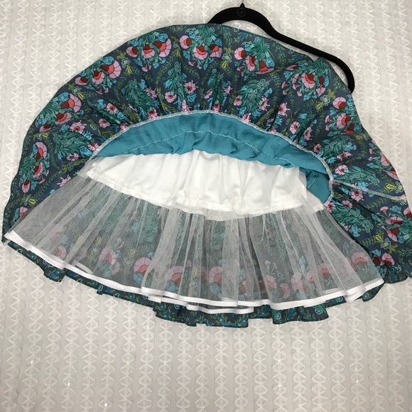 Flirty Ruffled Skirt Junior 24" Elastic Waistband - Picture 2 of 4