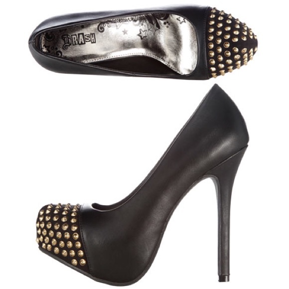 63 off Brash Shoes 🔥SALE ⬇️ Faux Leather Gold Studded Platform Pumps