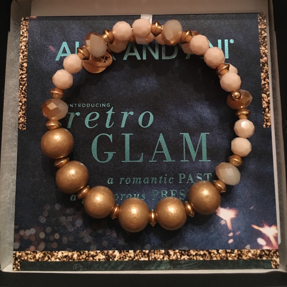 Retro Glam Enigma Blush Wrap