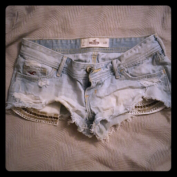 Shorts - Picture 1 of 7