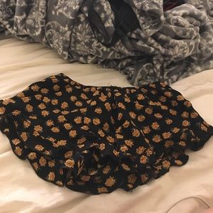 Floral brandy melville shorts