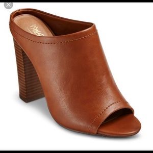 Mossimo mules
