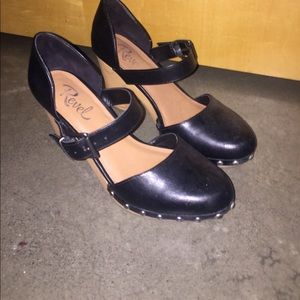 Black Clogs With Wooden Heels