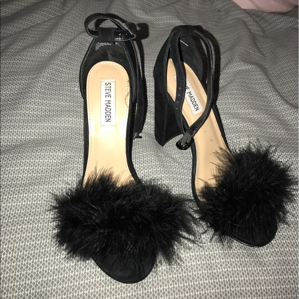 Steve Madden fur sandals