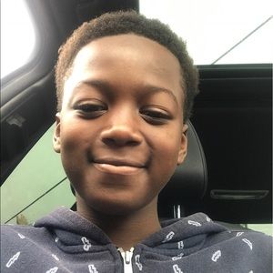 Meet your Posher, Derrick