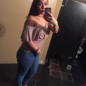 Meet your Posher, Mayra